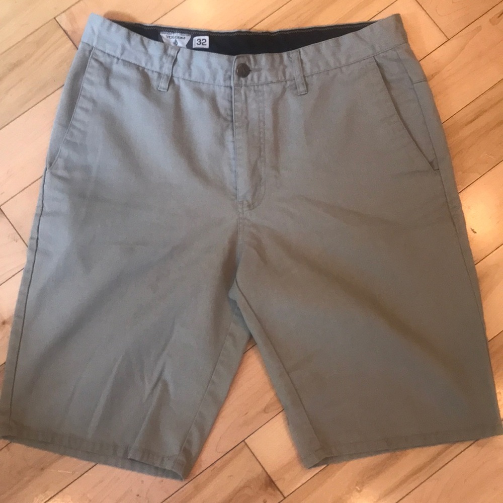 Volcom VMonty Shorts 32